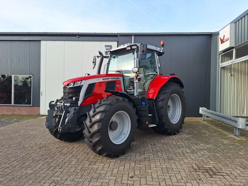 Traktor typu Massey Ferguson 6S.155 DYNA-6 EXCLUSIVE, Neumaschine v MARIENHEEM (Obrázek 3)