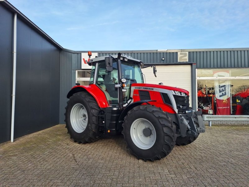 Traktor van het type Massey Ferguson 6S.155 DYNA-6 EXCLUSIVE, Neumaschine in MARIENHEEM (Foto 1)