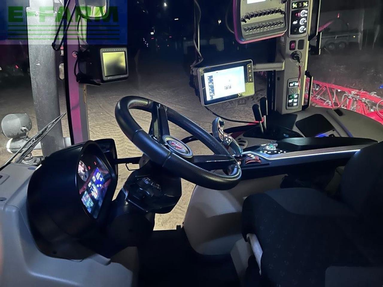 Traktor des Typs Massey Ferguson 6S.155, Gebrauchtmaschine in Hamburg (Bild 6)