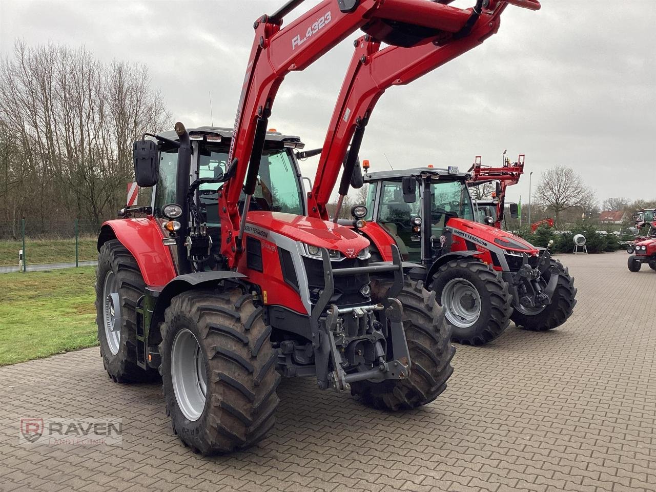 Traktor Türe ait Massey Ferguson 6S.165 Dyna-6 Exclusive, Gebrauchtmaschine içinde Sulingen (resim 7)