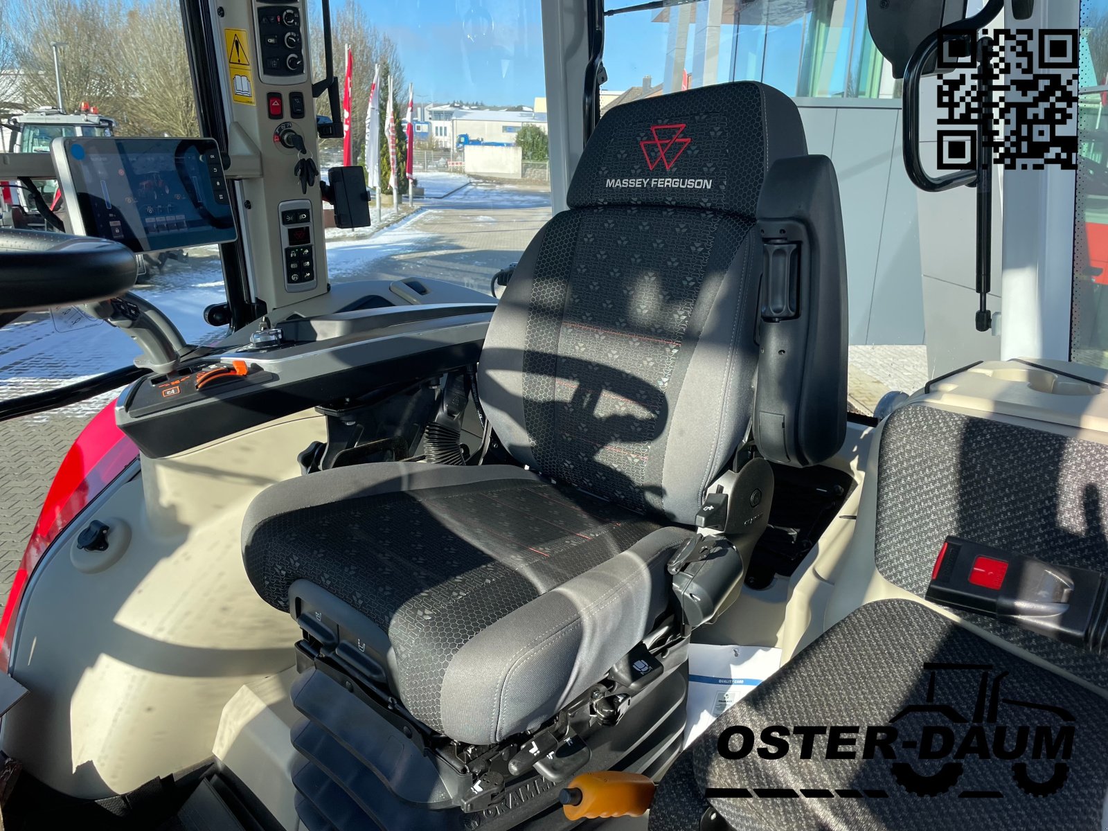 Traktor des Typs Massey Ferguson 6S.165 Dyna VT Exclusive, Neumaschine in Kaisersesch (Bild 6)