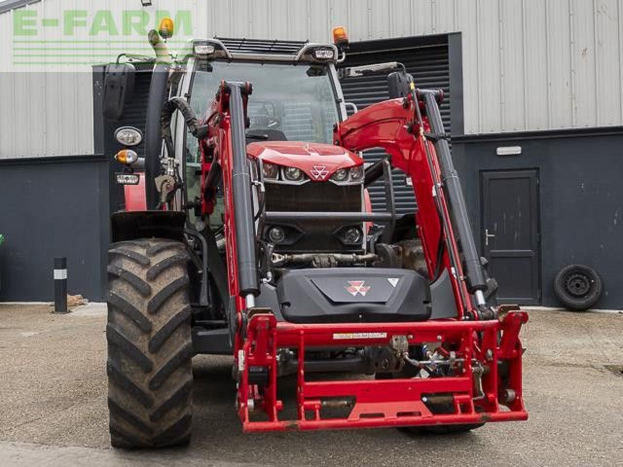 Traktor типа Massey Ferguson 6S.165, Gebrauchtmaschine в HONITON (Фотография 5)