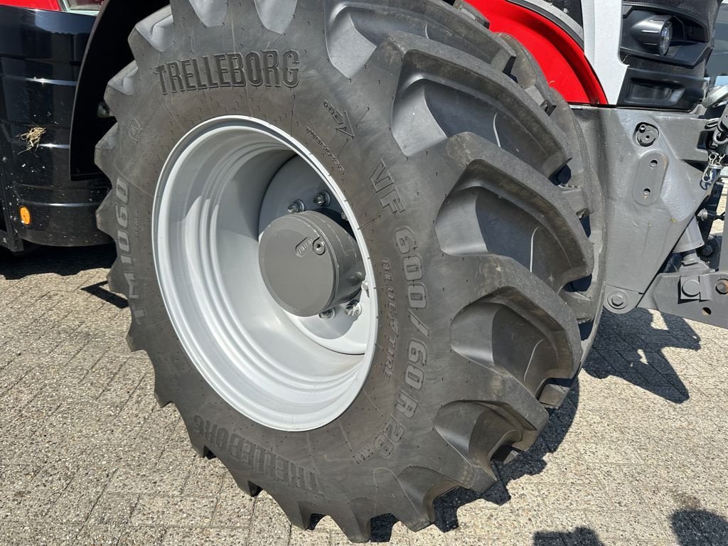 Traktor des Typs Massey Ferguson 6S.180 DYNA-VT EFFICIENT, Neumaschine in MARIENHEEM (Bild 10)