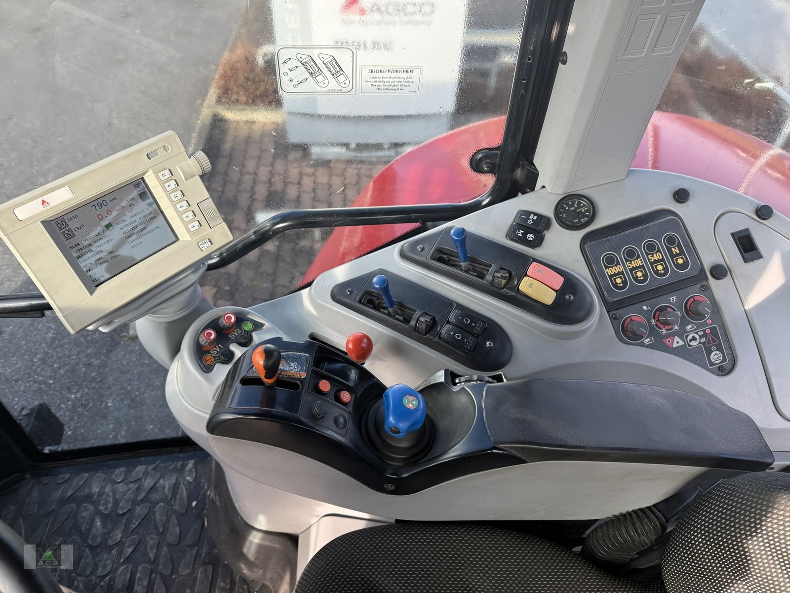 Traktor типа Massey Ferguson 7465-4 DynaVT Comfort Plus, Gebrauchtmaschine в Markt Hartmannsdorf (Фотография 13)