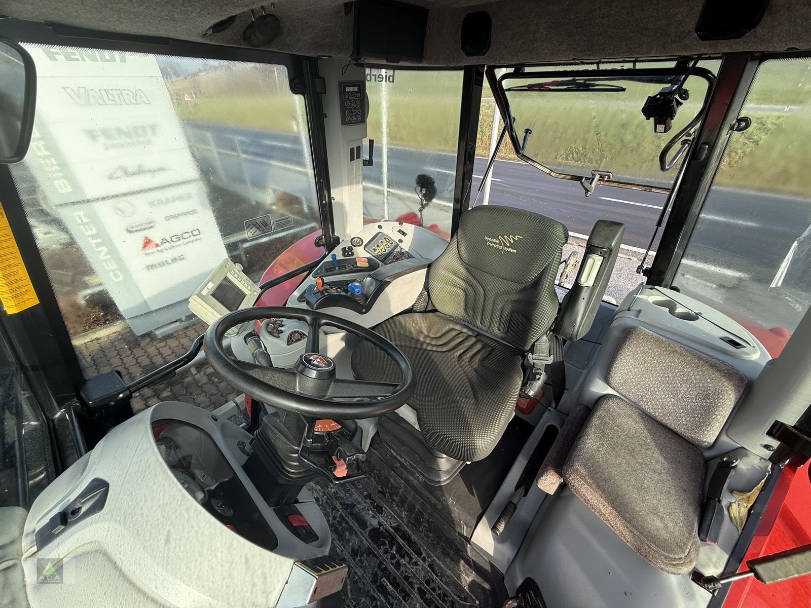 Traktor типа Massey Ferguson 7465-4 DynaVT Comfort Plus, Gebrauchtmaschine в Markt Hartmannsdorf (Фотография 12)