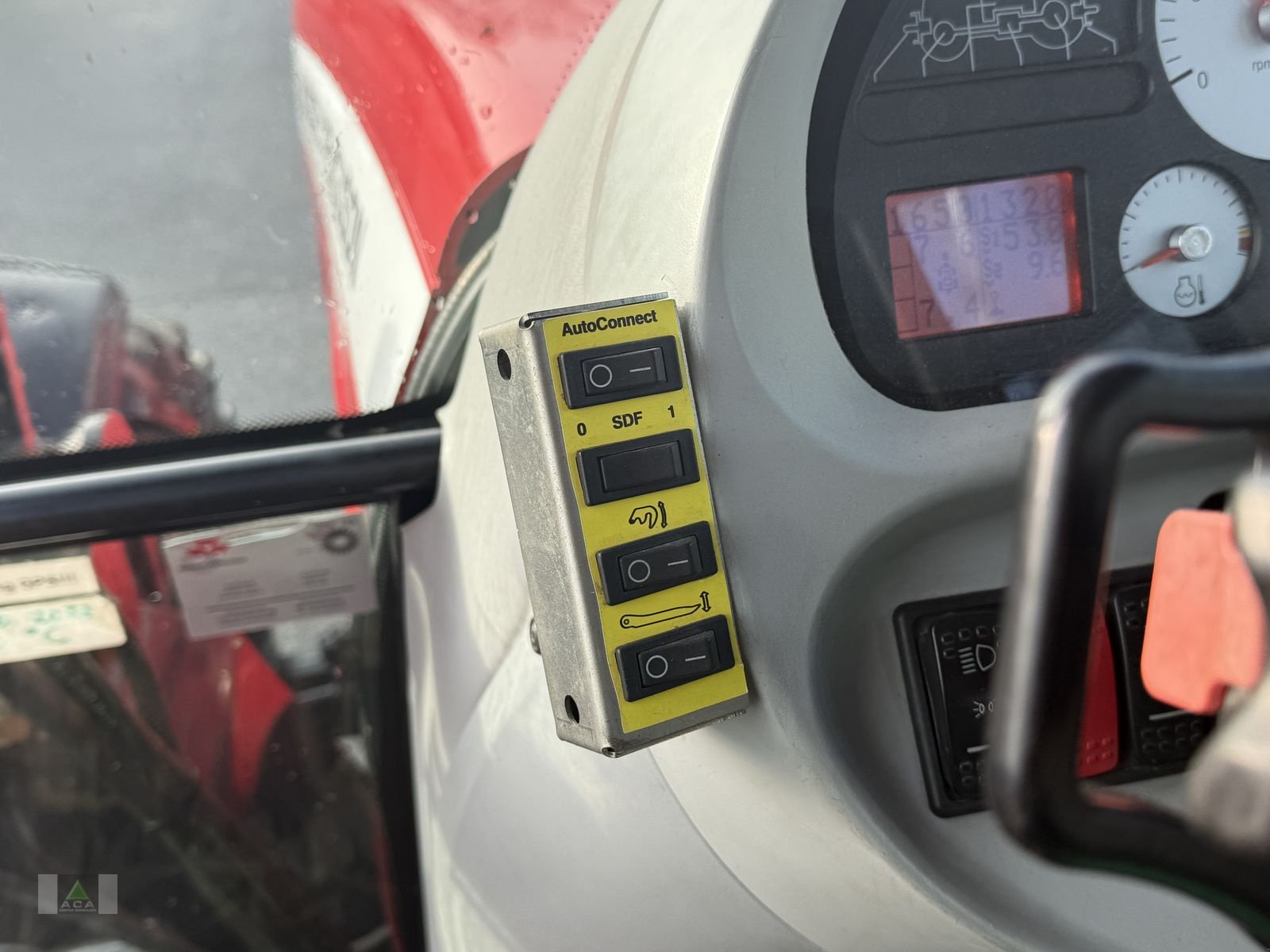 Traktor типа Massey Ferguson 7465-4 DynaVT Comfort Plus, Gebrauchtmaschine в Markt Hartmannsdorf (Фотография 16)