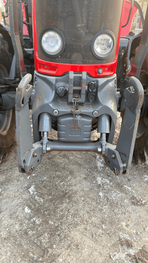 Traktor typu Massey Ferguson 7475 4RM, Gebrauchtmaschine w CINTHEAUX (Zdjęcie 10)