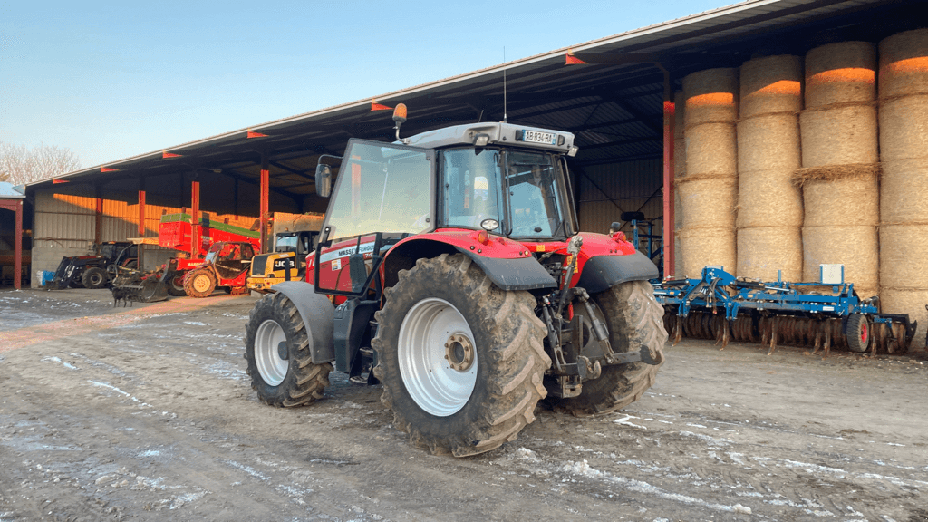 Traktor typu Massey Ferguson 7475 4RM, Gebrauchtmaschine w CINTHEAUX (Zdjęcie 8)