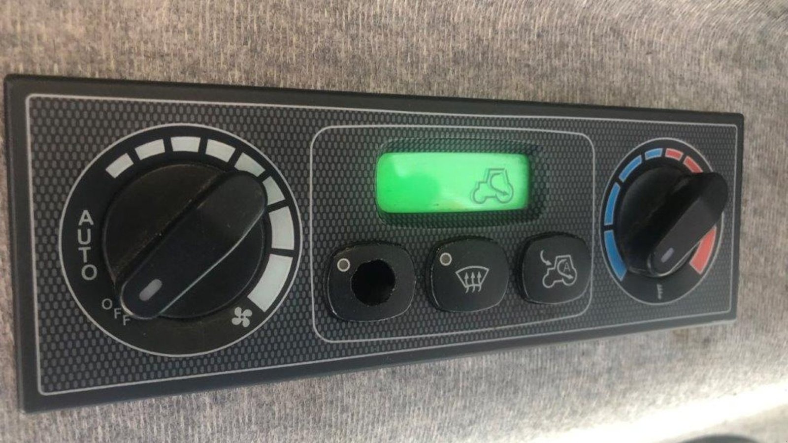 Traktor a típus Massey Ferguson 7495 Dyna VT Med aff. foraksel, Gebrauchtmaschine ekkor: Tinglev (Kép 23)