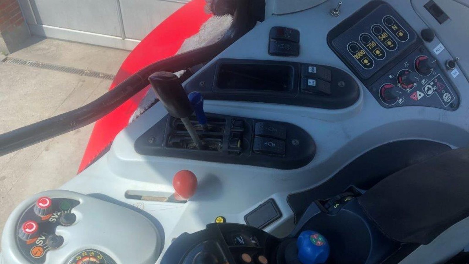 Traktor a típus Massey Ferguson 7495 Dyna VT Med aff. foraksel, Gebrauchtmaschine ekkor: Tinglev (Kép 19)