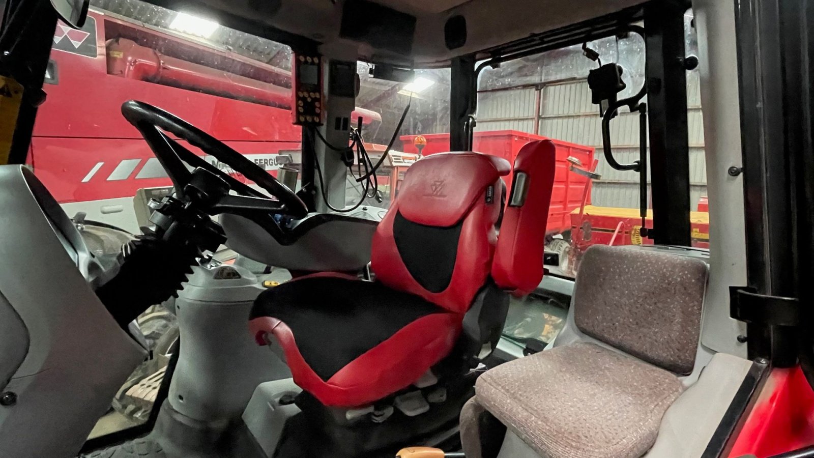 Traktor des Typs Massey Ferguson 7495 Dyna VT, Gebrauchtmaschine in Hjørring (Bild 7)