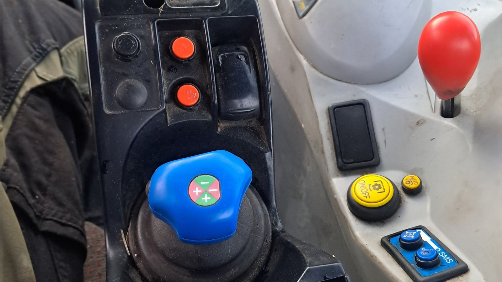 Traktor typu Massey Ferguson 7495 Dyna VT, Gebrauchtmaschine v Aars (Obrázek 4)