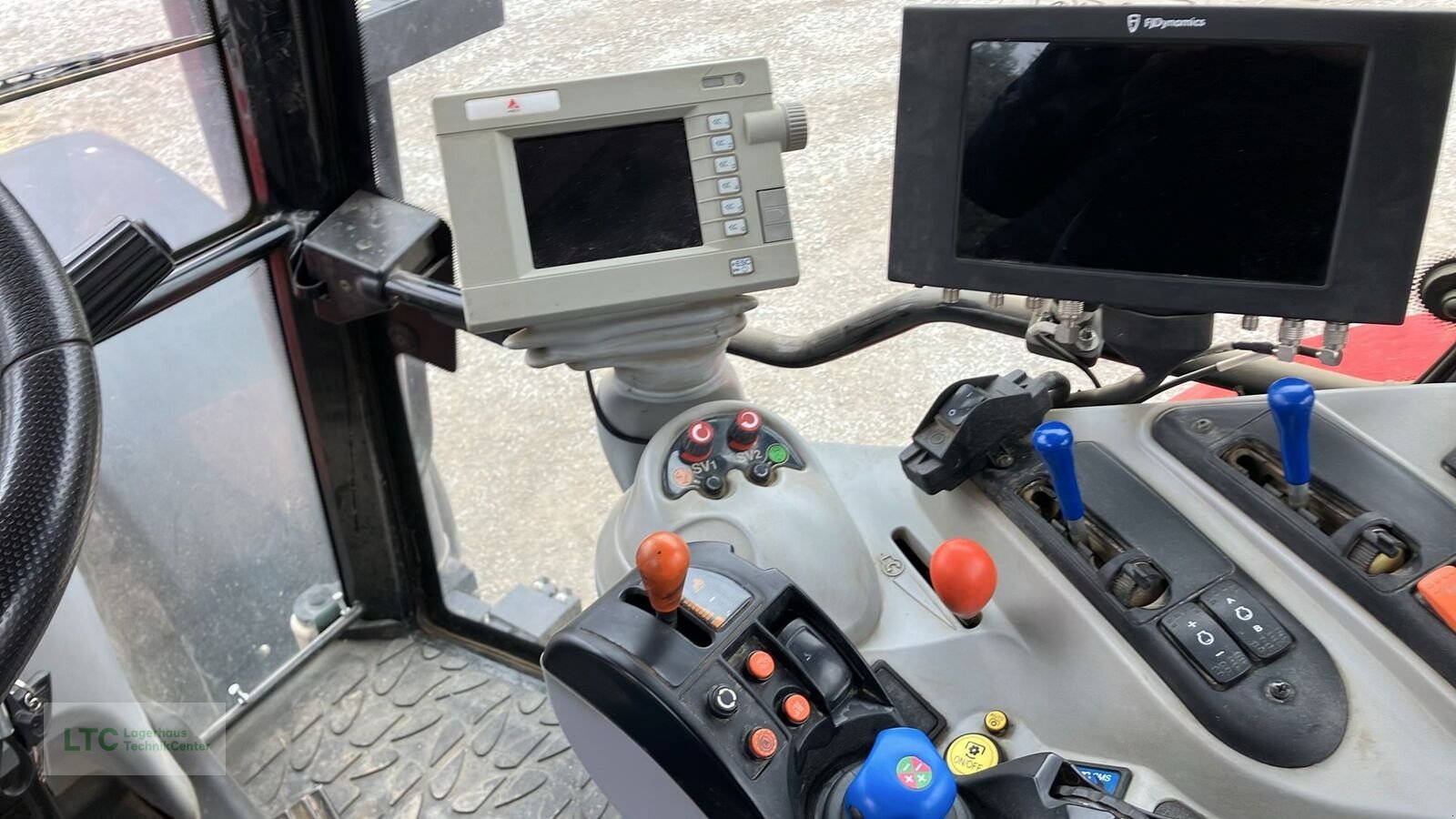 Traktor of the type Massey Ferguson 7499 Dyna-VT, Gebrauchtmaschine in Eggendorf (Picture 24)