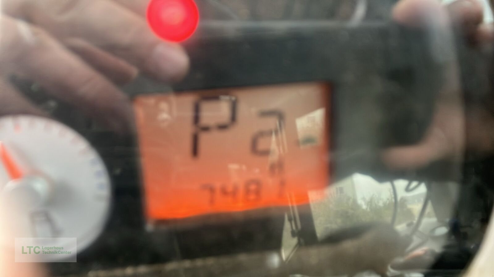 Traktor of the type Massey Ferguson 7499 Dyna-VT, Gebrauchtmaschine in Eggendorf (Picture 12)