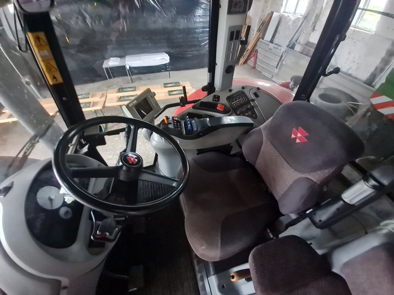 Traktor типа Massey Ferguson 7499, Gebrauchtmaschine в Schlieben (Фотография 3)