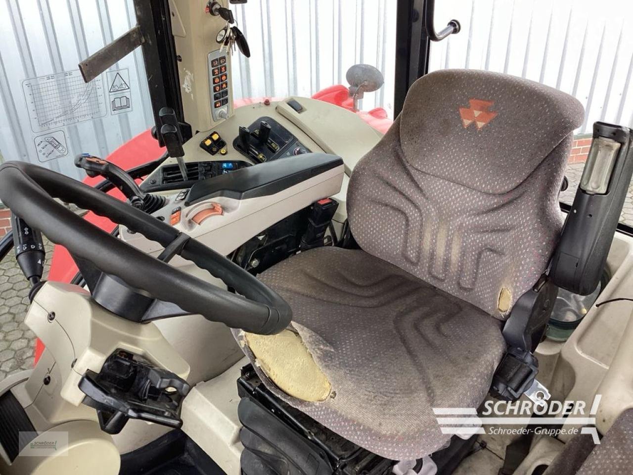 Traktor типа Massey Ferguson 7616 DYNA-6 EFFICIENT, Gebrauchtmaschine в Norden (Фотография 9)