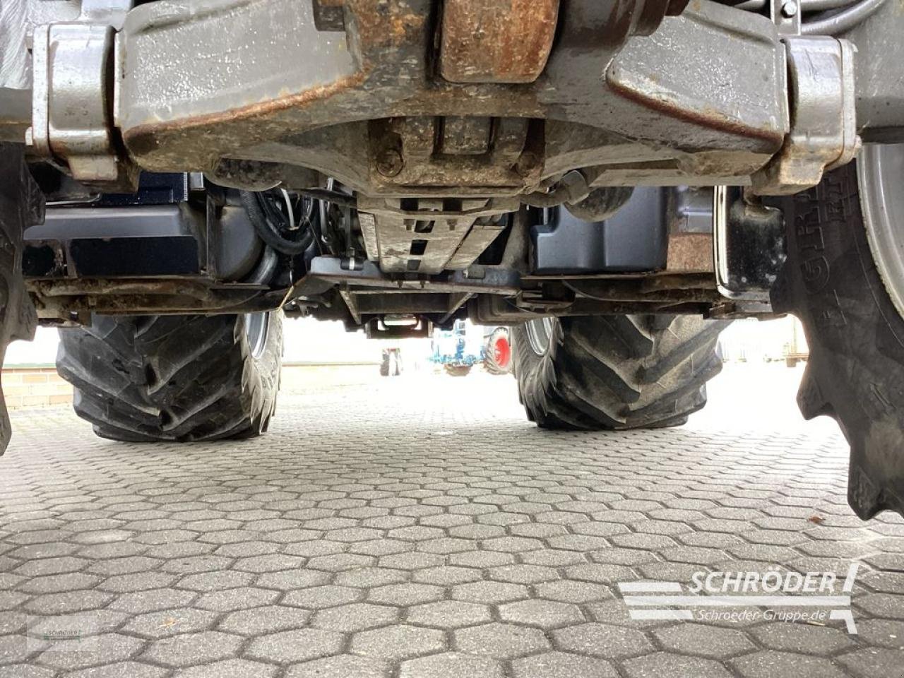 Traktor типа Massey Ferguson 7616 DYNA-6 EFFICIENT, Gebrauchtmaschine в Norden (Фотография 17)