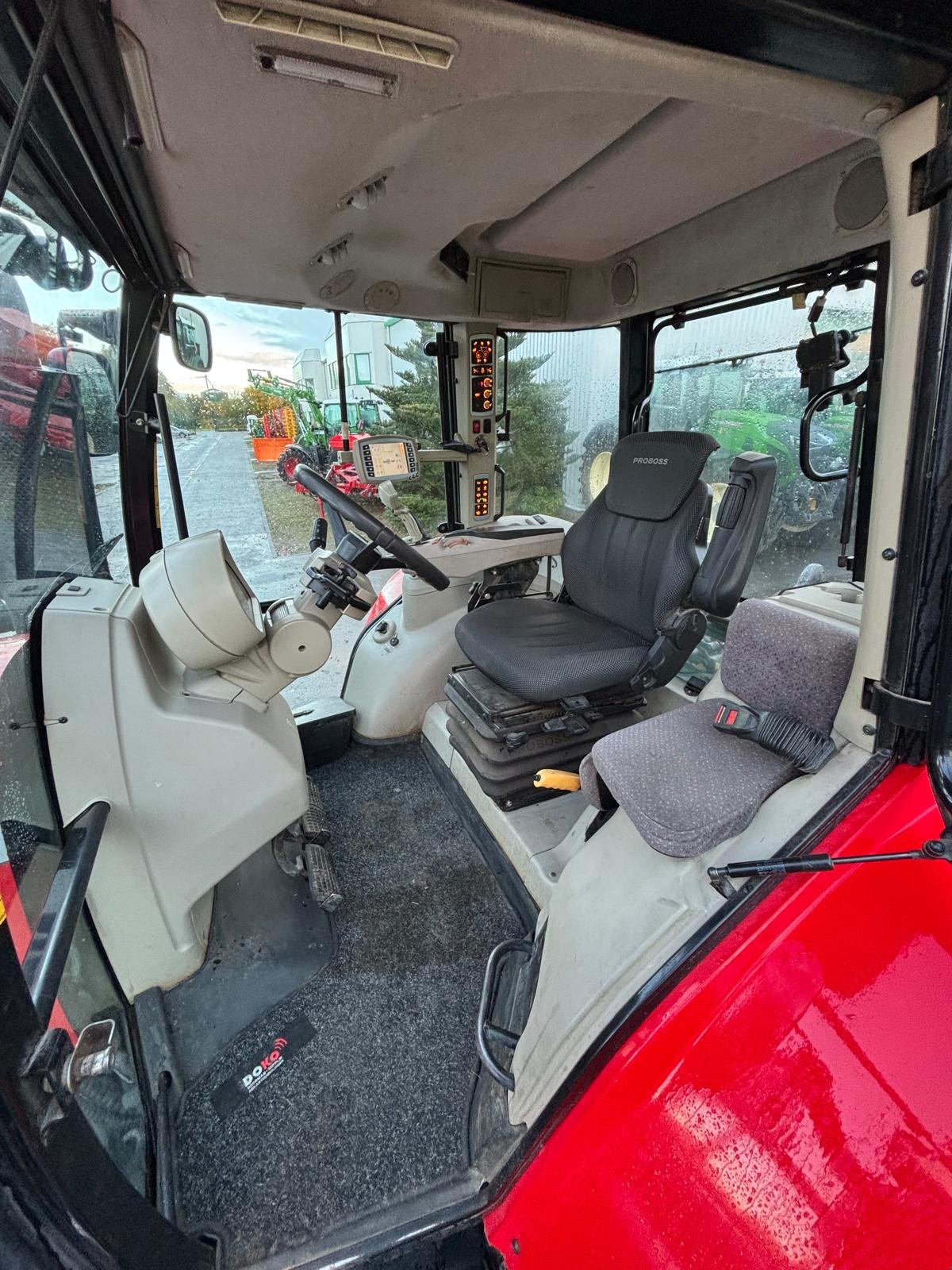 Massey Ferguson 7618, Gebrauchtmaschine, Baujahr: 2014, Betriebsstunden: 6392 Stunden (Bild 8) Traktor des Typs Massey Ferguson 7618, Gebrauchtmaschine in Gnutz (Bild 8)