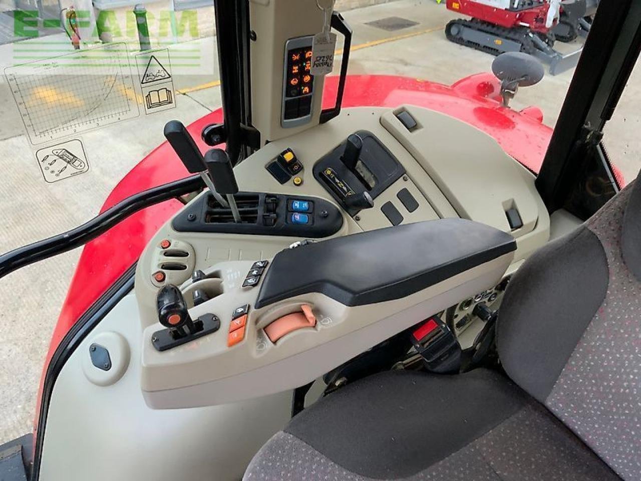 Traktor of the type Massey Ferguson 7620 dyna-6 tractor (st24944), Gebrauchtmaschine in SHAFTESBURY (Picture 19)