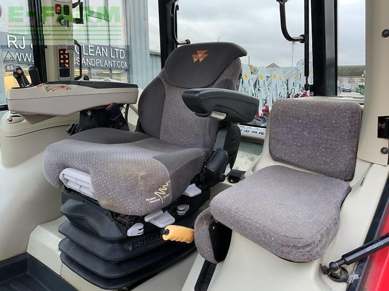 Traktor of the type Massey Ferguson 7620 dyna-6 tractor (st24944), Gebrauchtmaschine in SHAFTESBURY (Picture 17)