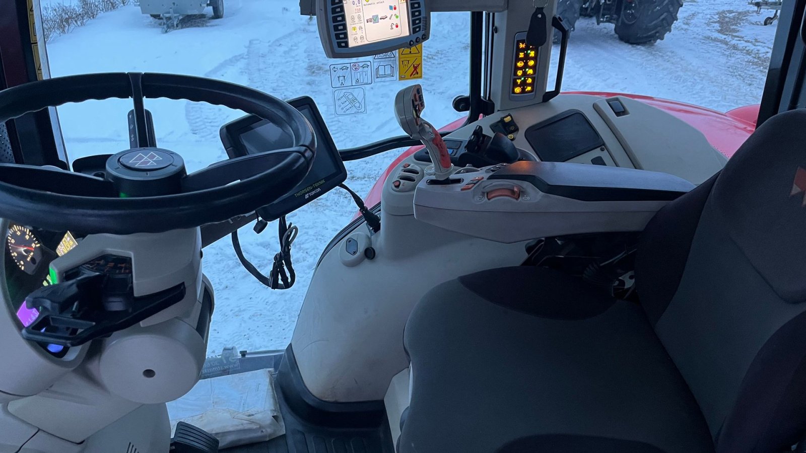 Traktor van het type Massey Ferguson 7620 Dyna VT Fuld affjedret + Gps, Gebrauchtmaschine in Vejle (Foto 6)