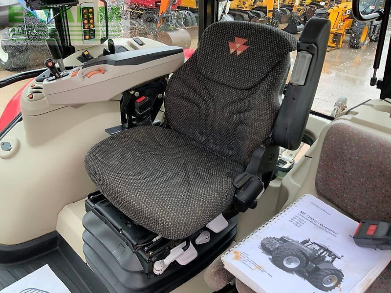 Traktor типа Massey Ferguson 7620 dyna6 tractor (st25560), Gebrauchtmaschine в SHAFTESBURY (Фотография 18)