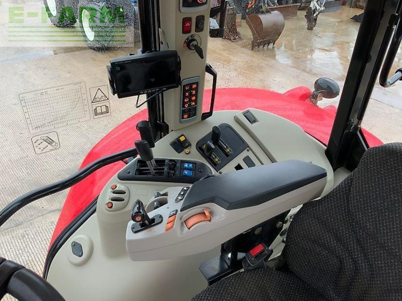 Traktor типа Massey Ferguson 7620 dyna6 tractor (st25560), Gebrauchtmaschine в SHAFTESBURY (Фотография 19)