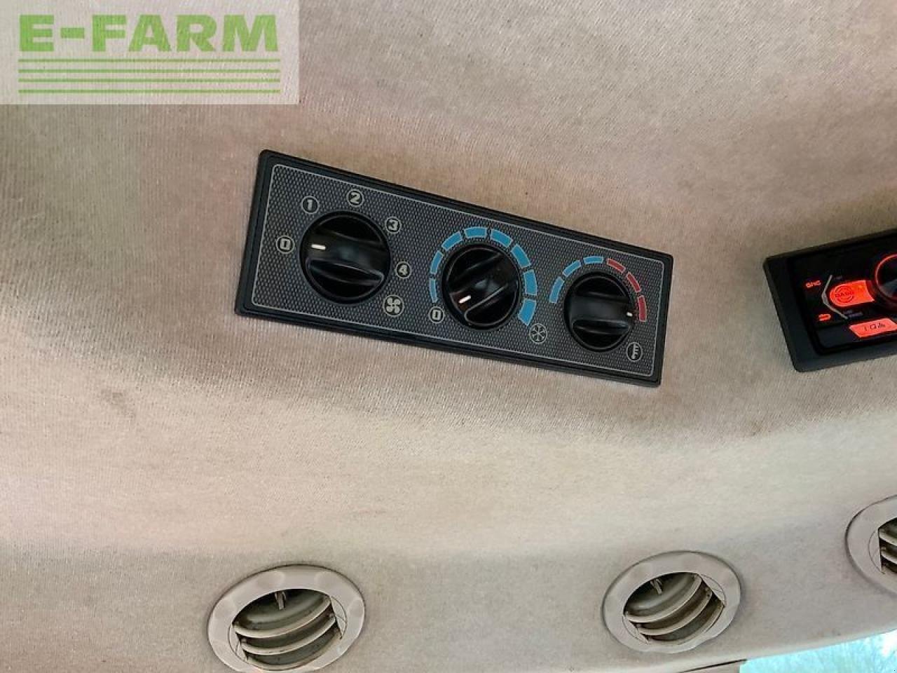 Traktor типа Massey Ferguson 7620 dyna6 tractor (st25560), Gebrauchtmaschine в SHAFTESBURY (Фотография 23)