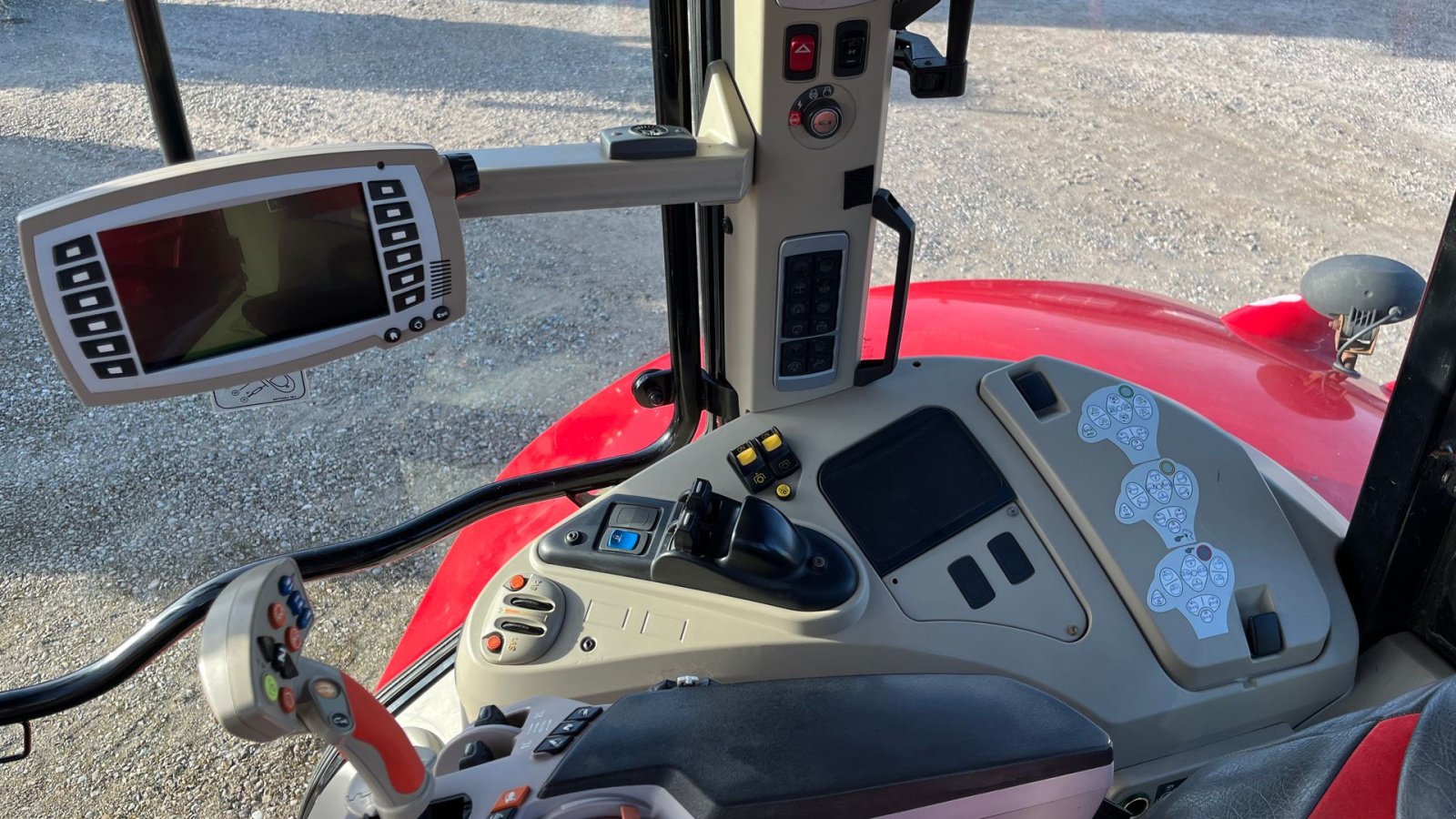 Traktor typu Massey Ferguson 7624 Dyna-VT MF 7624 Dyna VT, Gebrauchtmaschine w Sakskøbing (Zdjęcie 8)