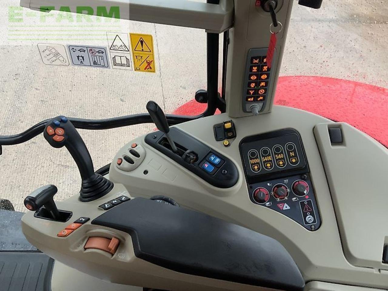 Traktor tip Massey Ferguson 7624 dyna vt tractor (st25259), Gebrauchtmaschine in SHAFTESBURY (Poză 20)