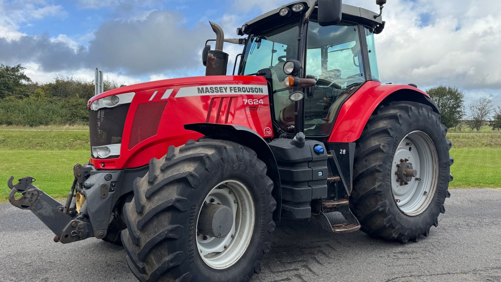 Traktor typu Massey Ferguson 7624 Dyna-VT, Gebrauchtmaschine v Holstebro (Obrázek 1)