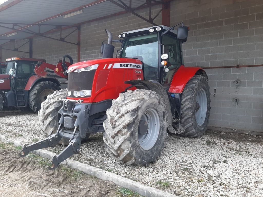 Traktor от тип Massey Ferguson 7624 DYNA VT, Gebrauchtmaschine в PRÉFONTAINES (Снимка 2)