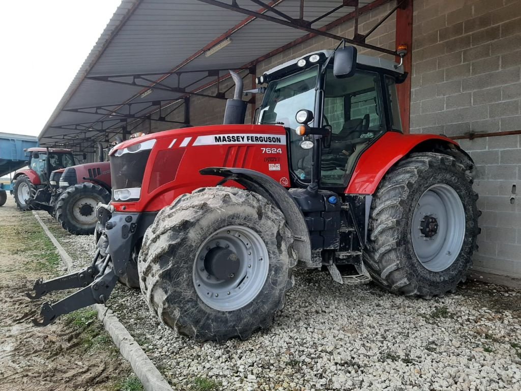 Traktor от тип Massey Ferguson 7624 DYNA VT, Gebrauchtmaschine в PRÉFONTAINES (Снимка 5)