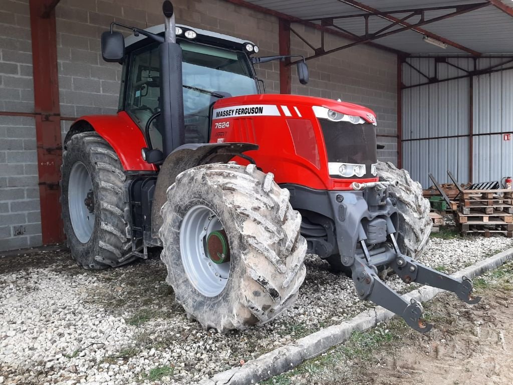Traktor от тип Massey Ferguson 7624 DYNA VT, Gebrauchtmaschine в PRÉFONTAINES (Снимка 4)