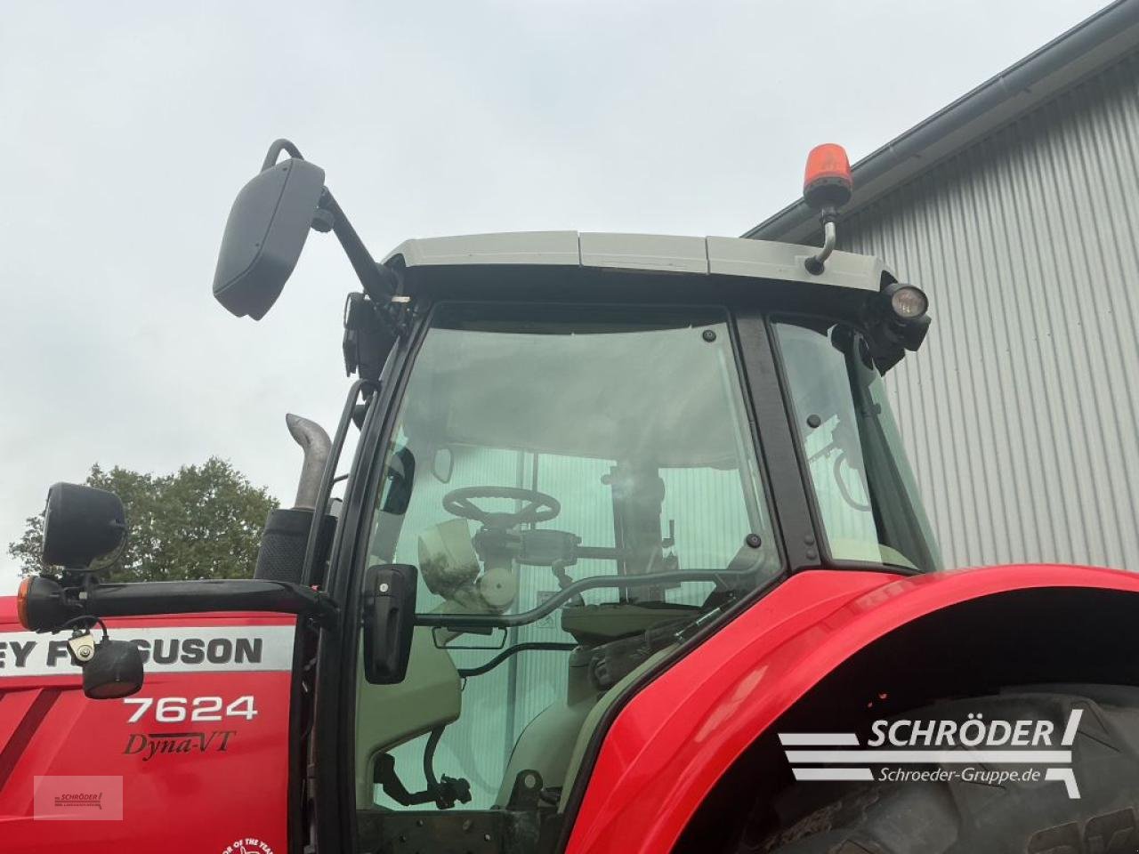 Traktor of the type Massey Ferguson 7624 DYNA-VT, Gebrauchtmaschine in Lastrup (Picture 11)