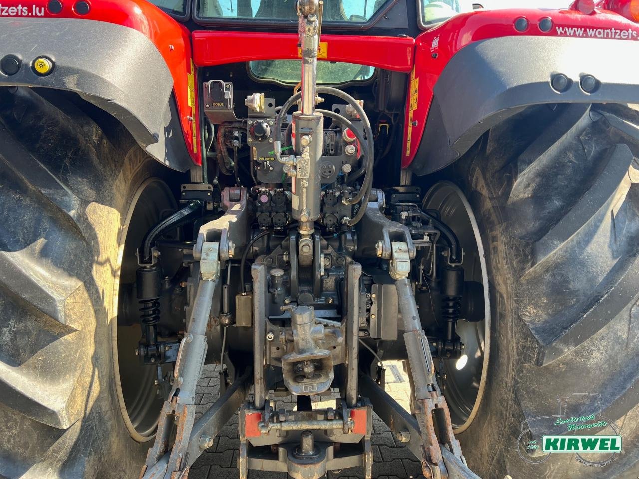 Traktor of the type Massey Ferguson 7624 DynaVT, Gebrauchtmaschine in Blankenheim (Picture 9)