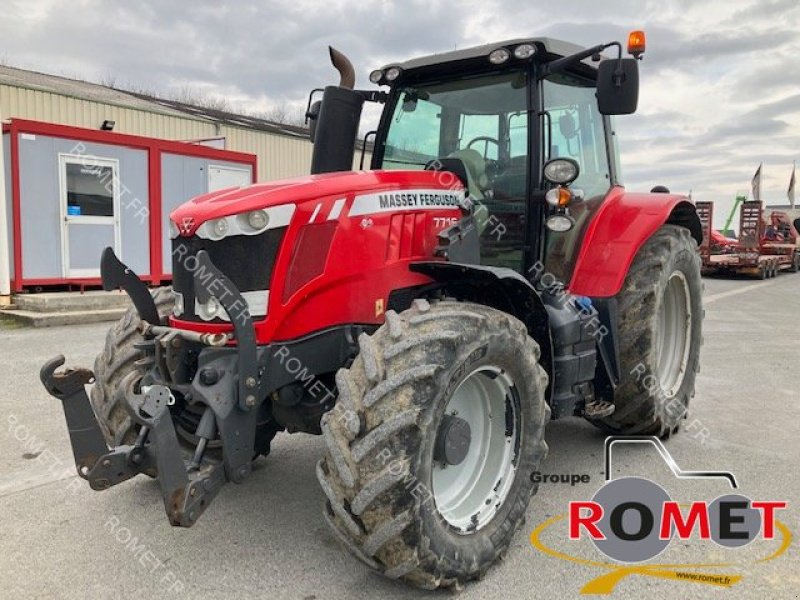 Traktor tip Massey Ferguson 7716 D6 EF, Gebrauchtmaschine in Gennes sur glaize (Poză 1)