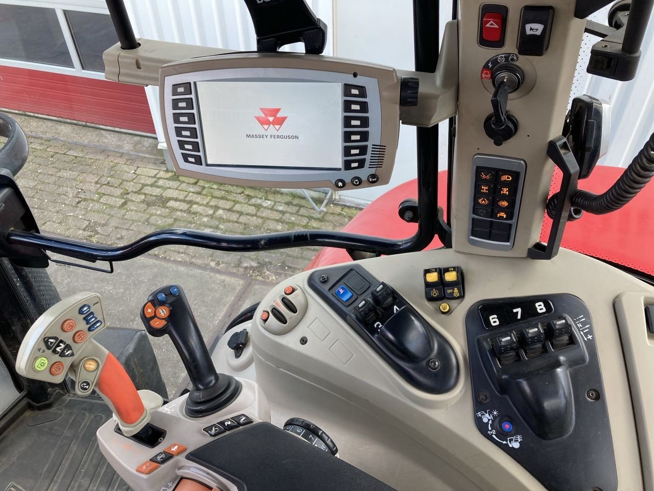 Traktor типа Massey Ferguson 7716 Dyna-VT, Gebrauchtmaschine в Oude-Tonge (Фотография 10)