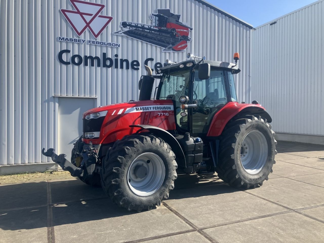 Traktor типа Massey Ferguson 7716 Dyna-VT, Gebrauchtmaschine в Oude-Tonge (Фотография 1)