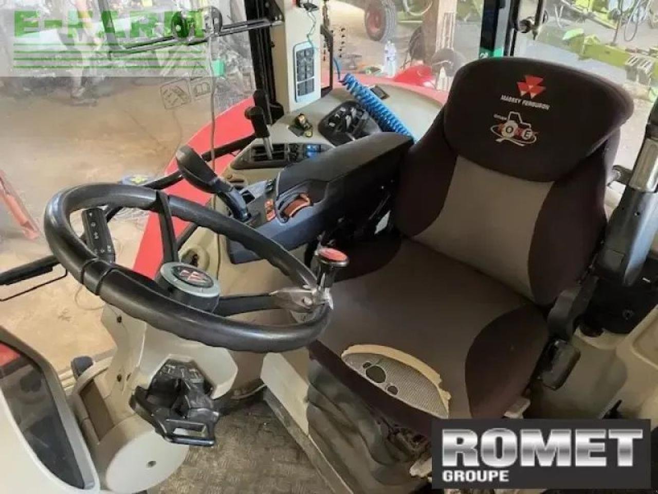 Traktor типа Massey Ferguson 7716 s d6 ef mr Efficient, Gebrauchtmaschine в GENNES-SUR-GLAIZE (Фотография 5)