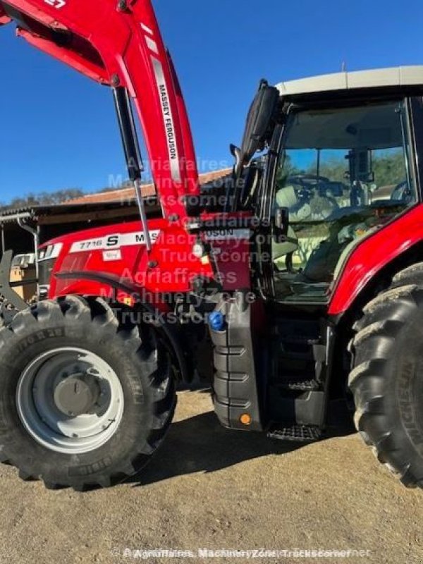 Traktor del tipo Massey Ferguson 7716 S DVT EXCLUSIVE, Gebrauchtmaschine en LOMBEZ (Imagen 4)