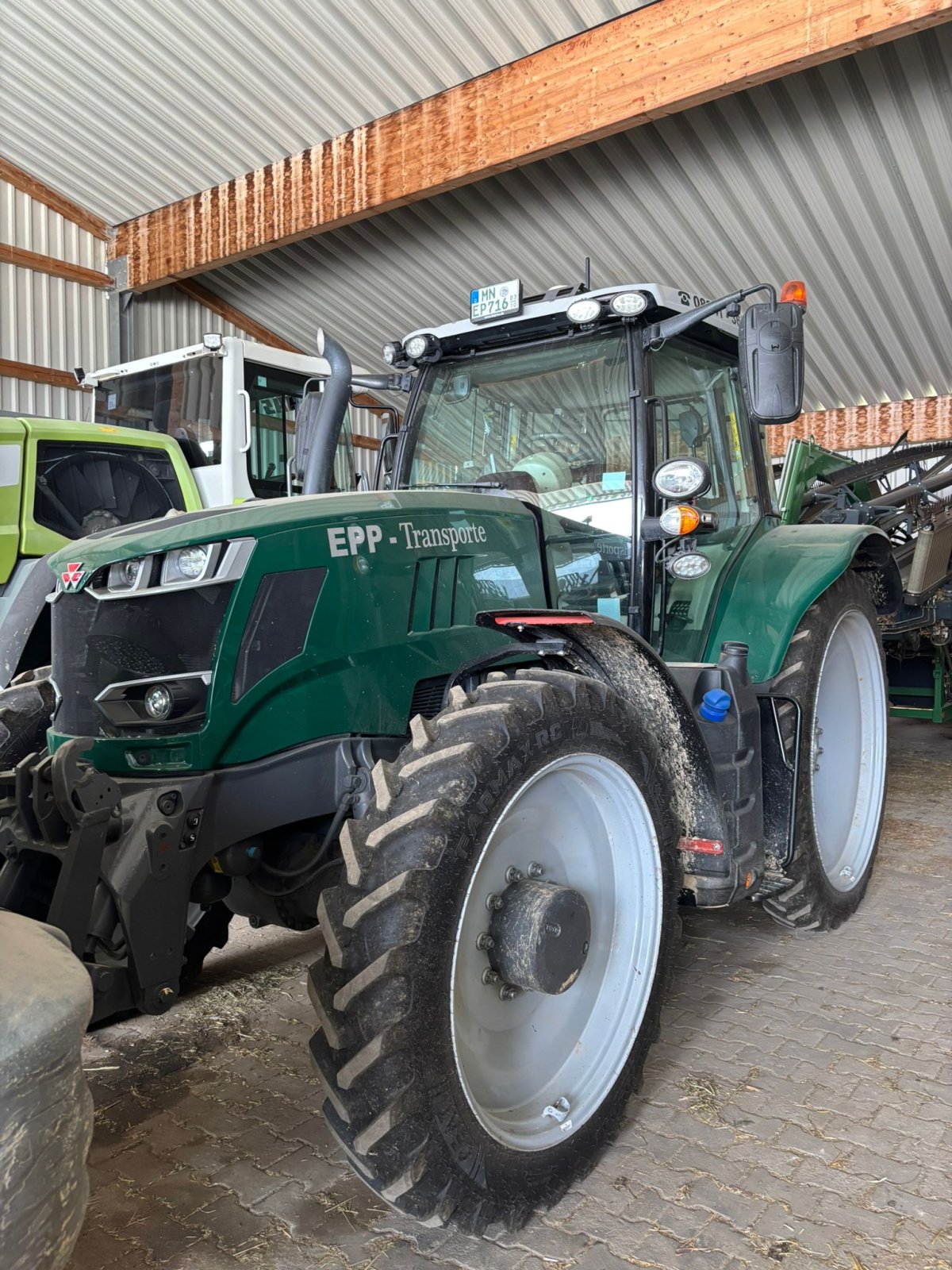 Traktor типа Massey Ferguson 7716, Gebrauchtmaschine в Wiedergeltingen (Фотография 2)