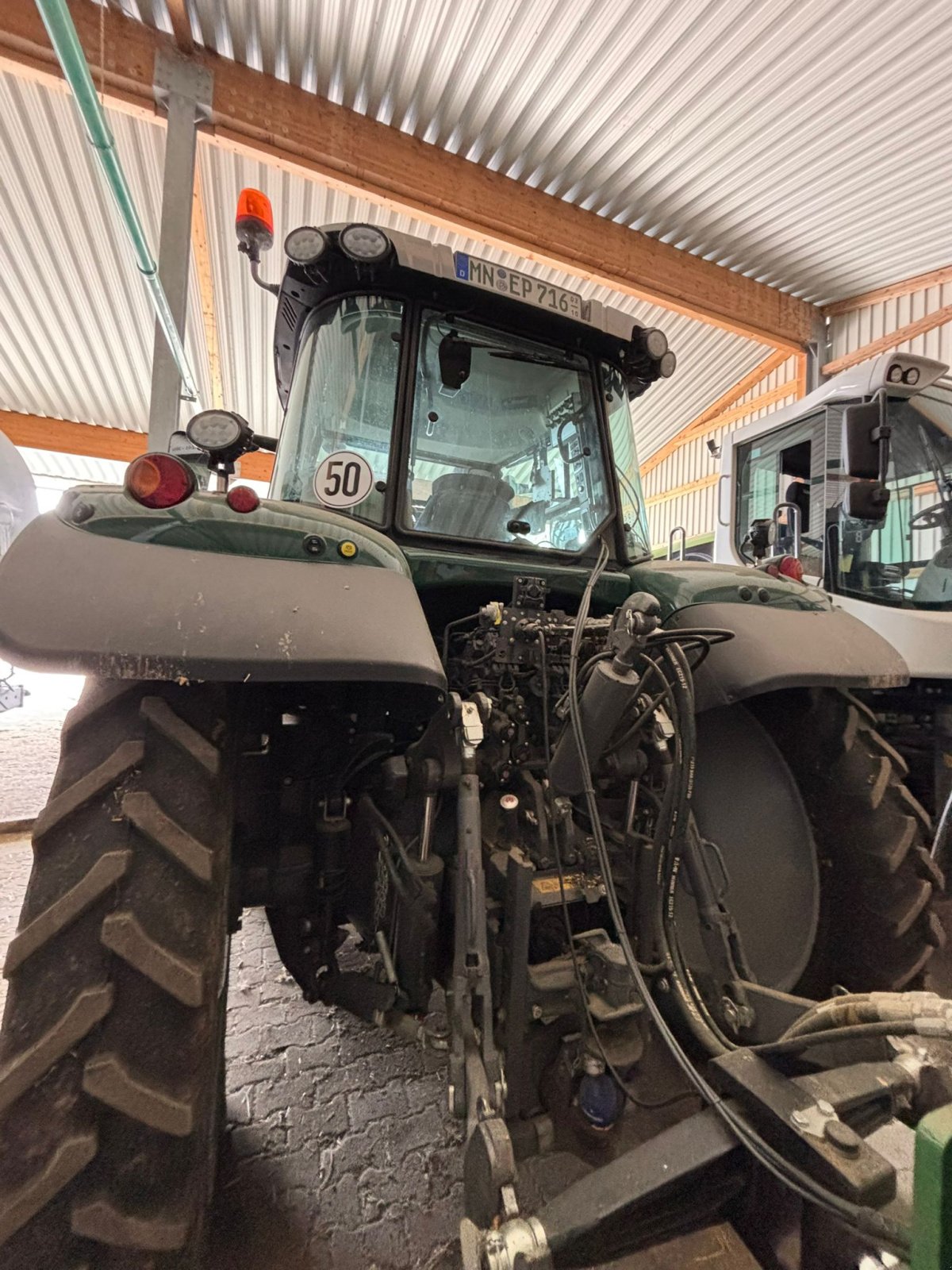 Traktor типа Massey Ferguson 7716, Gebrauchtmaschine в Wiedergeltingen (Фотография 3)