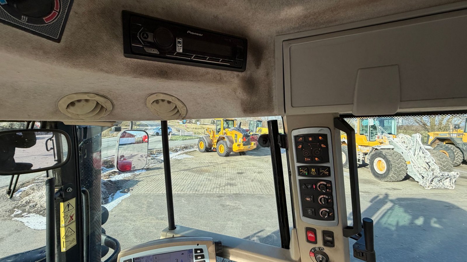 Traktor des Typs Massey Ferguson 7718 Dyna-6 EXCLUSIVE MED FRONT PTO OG TOPCON AUTOSTYRING!, Gebrauchtmaschine in Nørager (Bild 18)