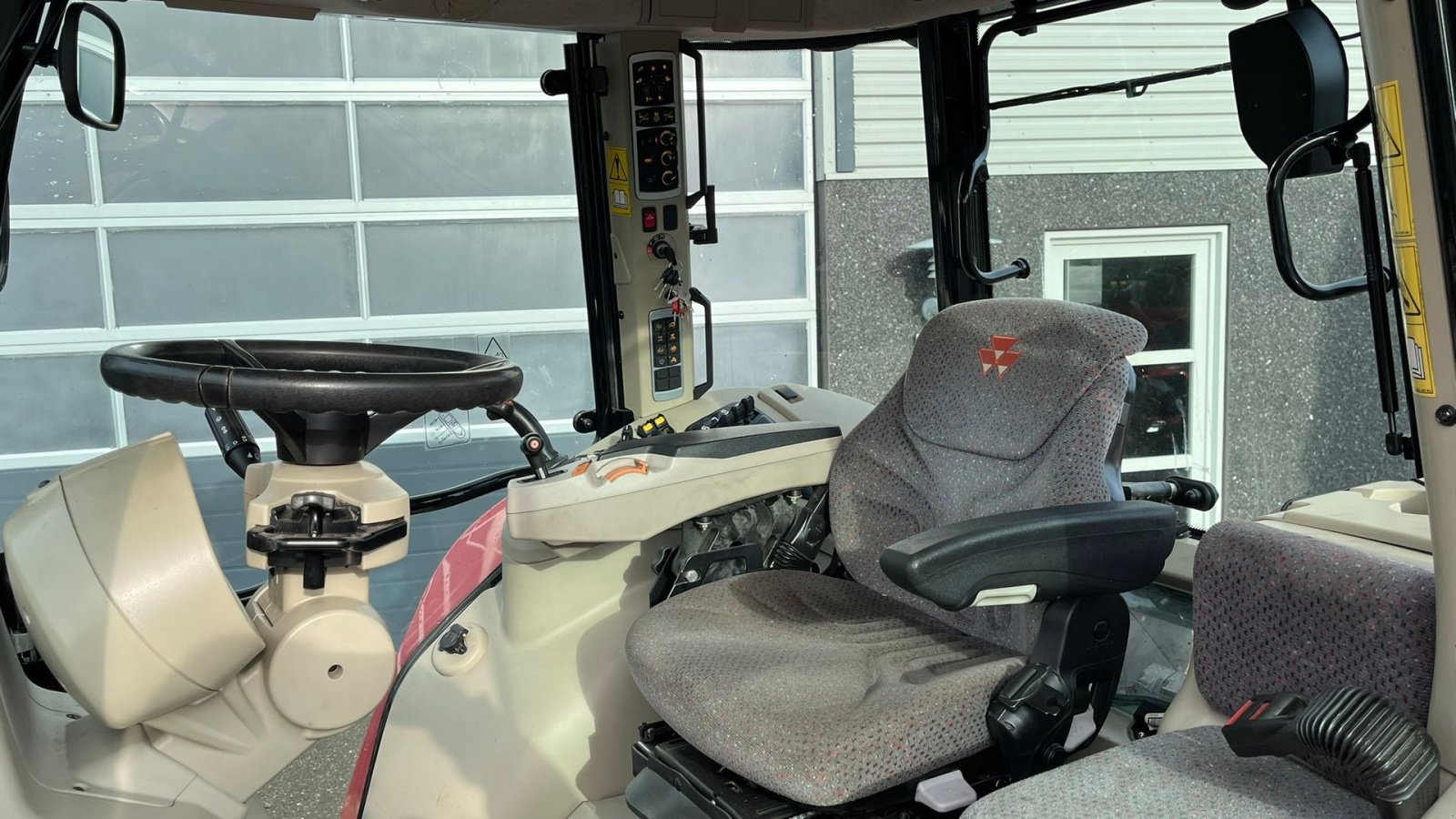 Traktor des Typs Massey Ferguson 7718 Dyna VT Med frontlift og frontPTO, Gebrauchtmaschine in Lintrup (Bild 8)