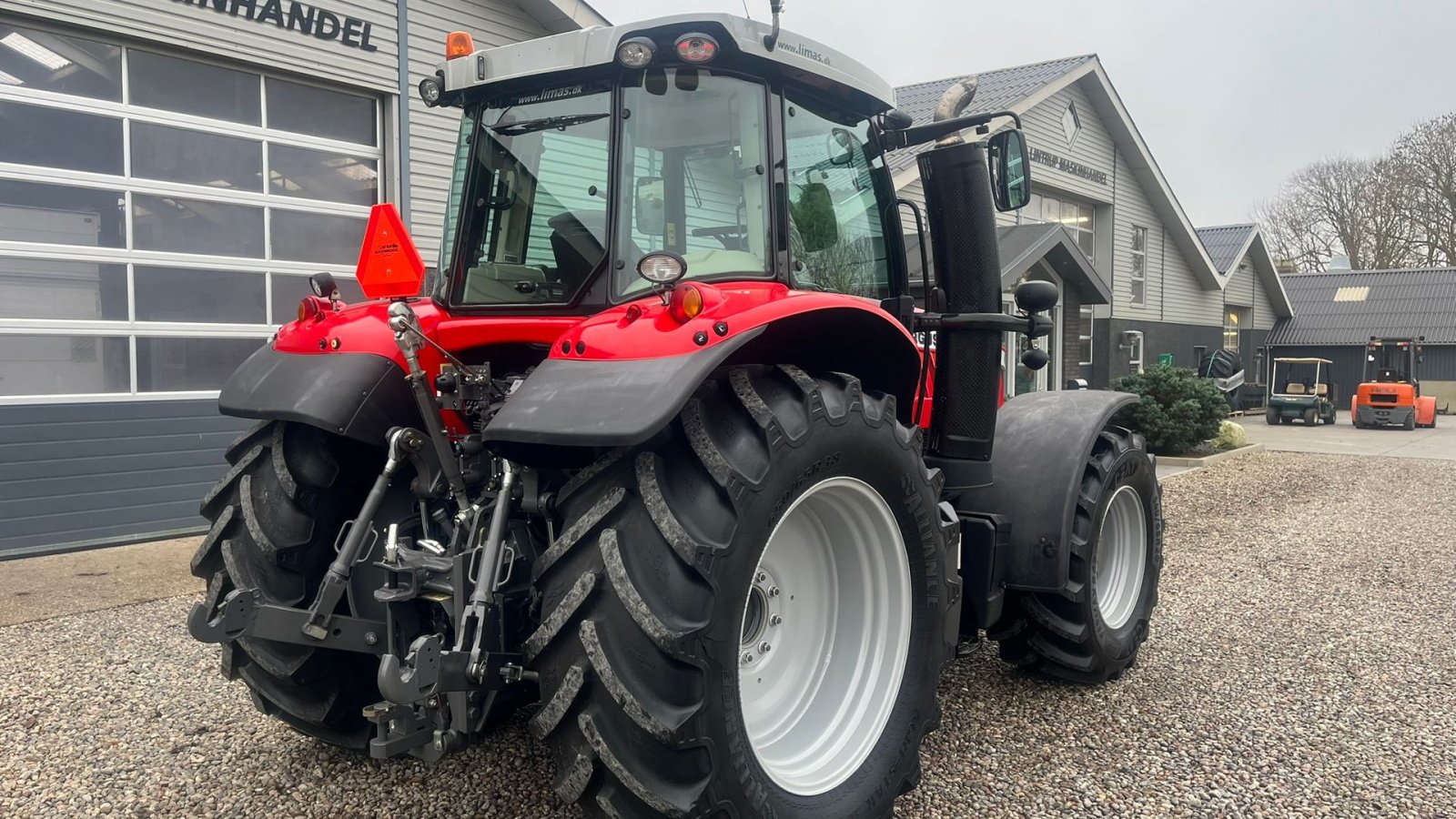 Traktor des Typs Massey Ferguson 7718 Dyna VT Med frontlift og frontPTO, Gebrauchtmaschine in Lintrup (Bild 17)
