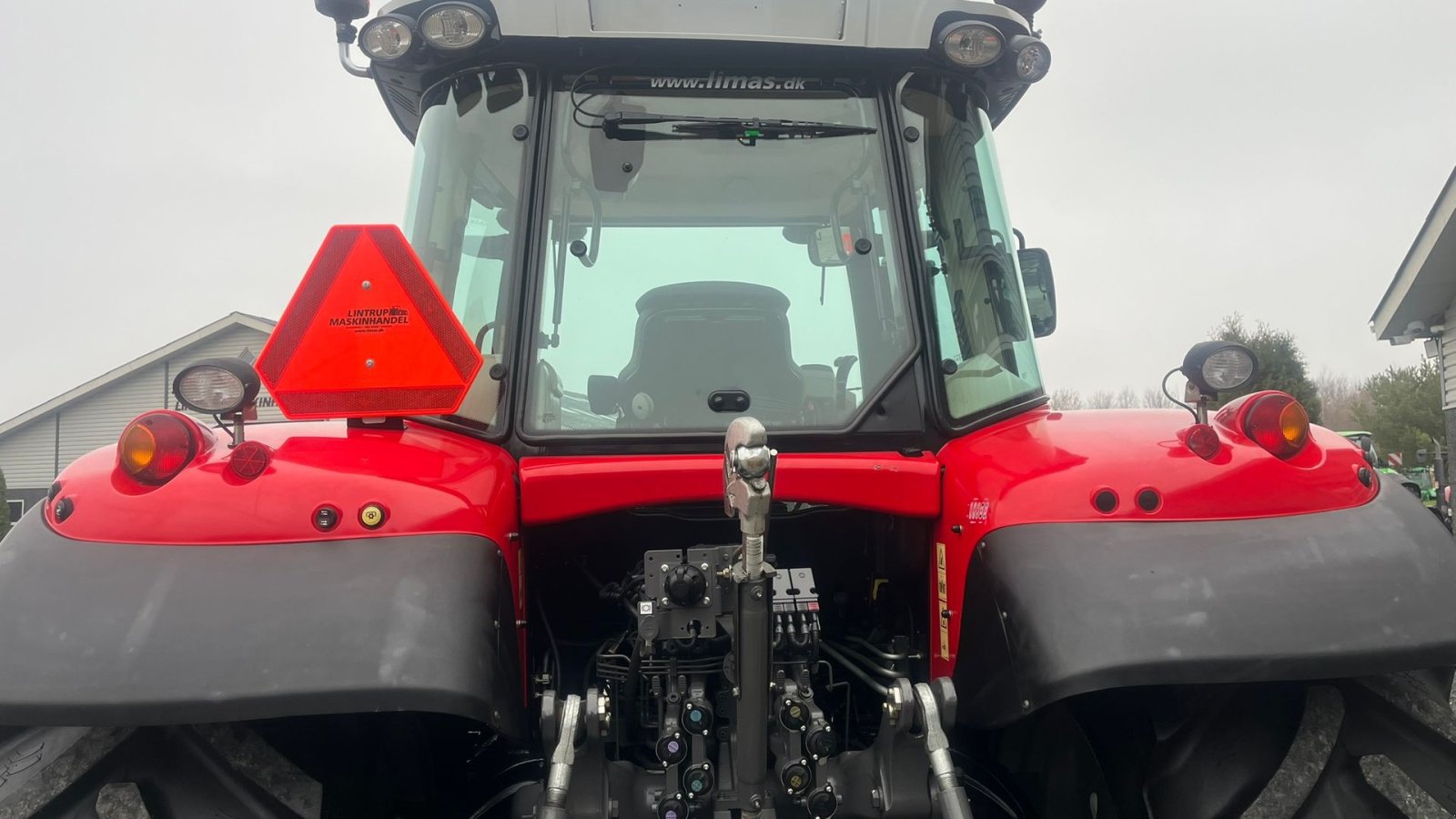 Traktor des Typs Massey Ferguson 7718 Dyna VT Med frontlift og frontPTO, Gebrauchtmaschine in Lintrup (Bild 7)
