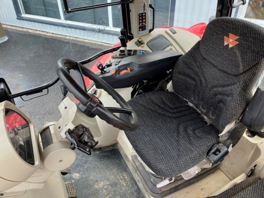 Traktor типа Massey Ferguson 7718 S D 6 EFFICIENT, Gebrauchtmaschine в POUSSAY (Фотография 5)