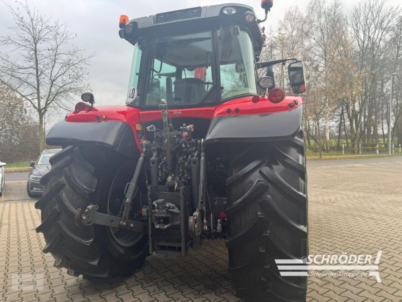 Traktor of the type Massey Ferguson 7718 S DYNA-6 EFFICIENT, Gebrauchtmaschine in Wildeshausen (Picture 8)