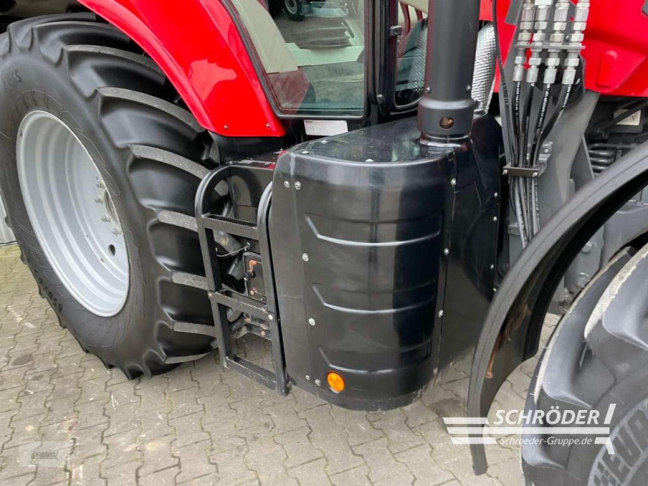 Traktor типа Massey Ferguson 7718 S DYNA-6 EFFICIENT, Gebrauchtmaschine в Wildeshausen (Фотография 13)